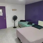 Guest House Renascer K&W